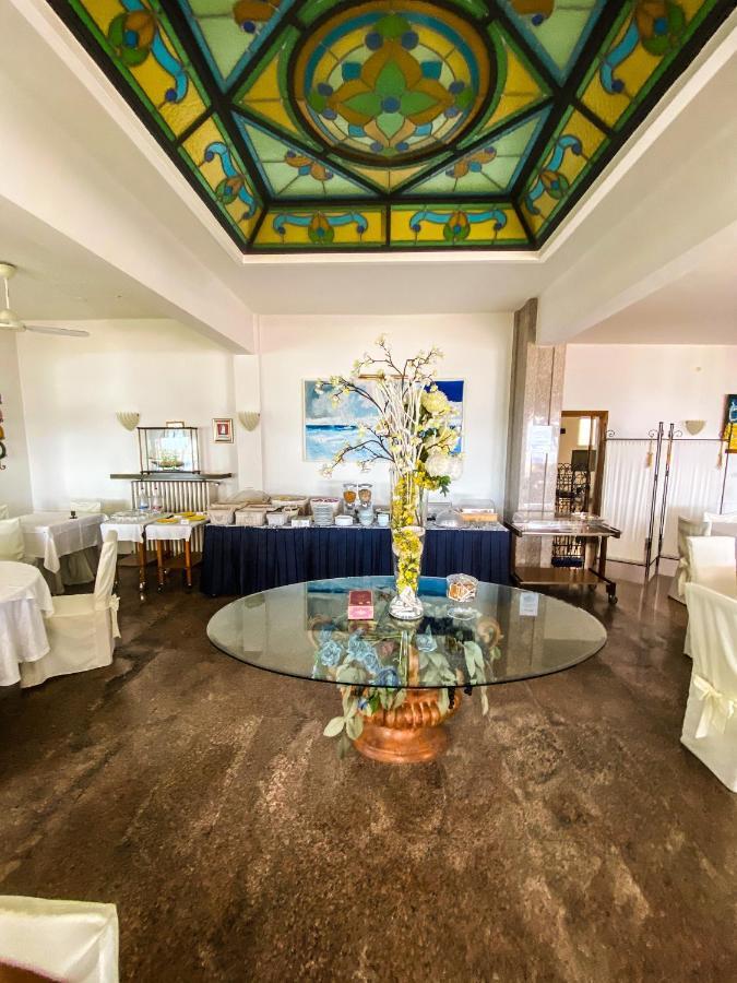 Hotel Piccolo Le Palme San Bartolomeo Al Mare